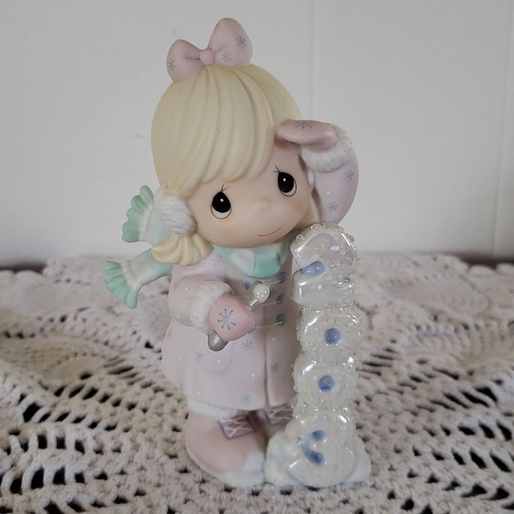 Vintage 2003 Precious Moments"Icy Good Times Ahead" Porcelain Figurine -… - Picture 1 of 7